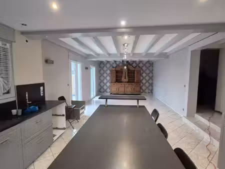 appartement lumineux avec grande terrasse - proche besançon