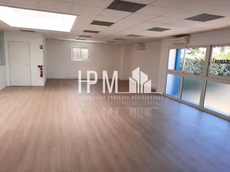 bureaux 85 m2 à louer st henri 13016