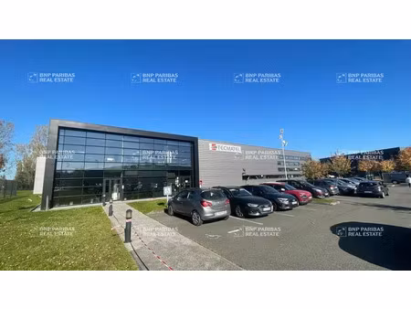 location local d'activités élancourt 78990