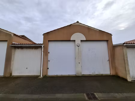 grand garage proche gare