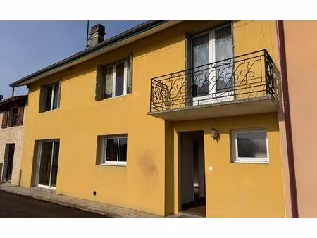 maison amou m² t-5 à vendre  134 000 €