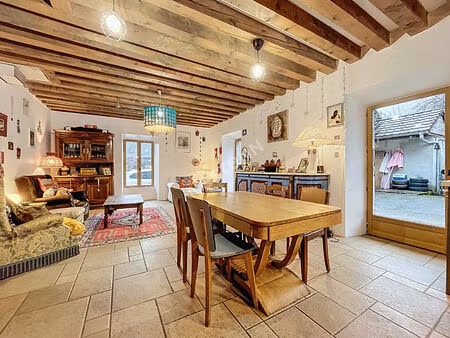 doussard _ charmante maison de village de 6 pièces  avec jardin et garage  à vendre