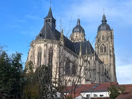 saint nicolas de port maison independante