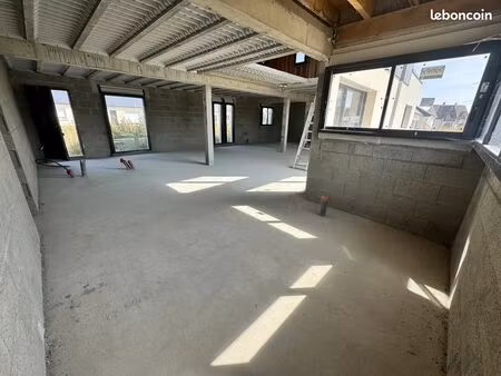 maison 166 m² saint-amand-longpré