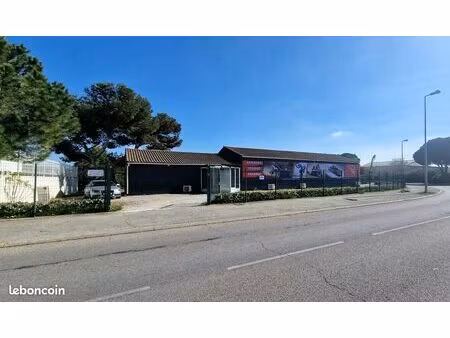 local commercial 400m2 à vendre