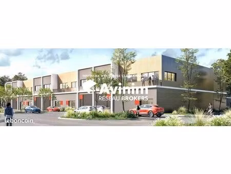 local 461 m² marignane