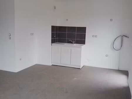 appartement 1 pièce 110 m²