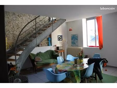 maison a louer dans un parc de 8ha sur les hauteurs de seyssinet-pariset