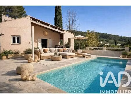 vente maison 6 pièces 166 m² carnoules (83660)