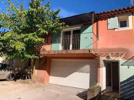 location maison 2 pièces 77 m² à pierrefeu-du-var (83390)
