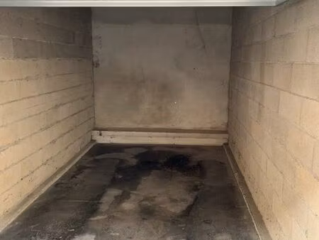 box- parking à louer - 10 m2