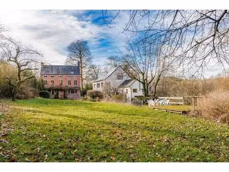bousval: maison de charme avec jardin et annexe indépendante