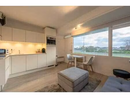 gerenoveerd appartement op toplocatie met verschillende r...