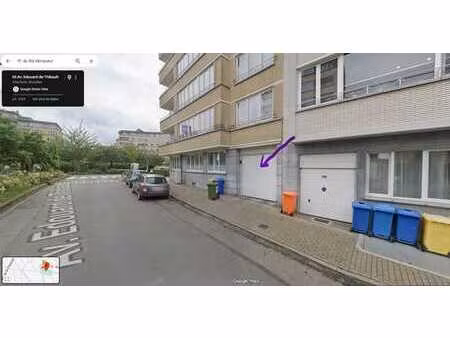 box de garage fermé