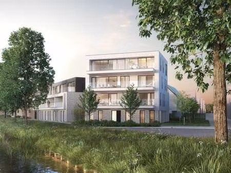 vlot toegankelijke staanplaats in nieuwbouw  uitzonderlij...