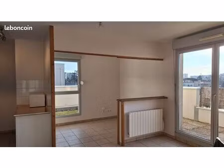 t2bis balcon+garage à vaulx/v village – grand lyon