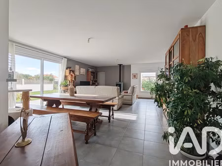 vente maison 5 pièces 132 m² le perrier (85300)