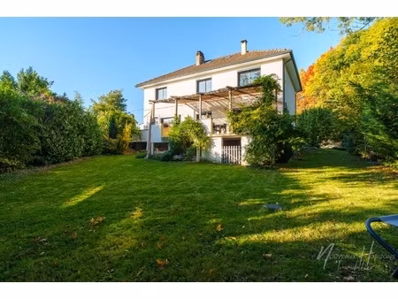 maison 6 pièces - 174 m²