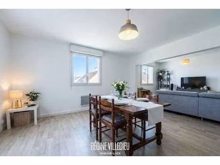 location appartement 5 pièces à équeurdreville-hainneville (50120) : à louer 5 pièces / 89