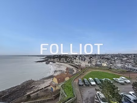 à vendre : appartement 3 pièces avec vue mer à granville