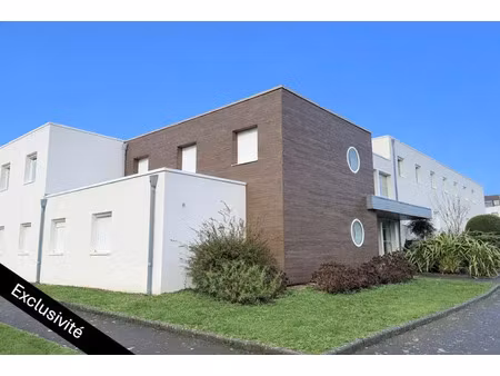 immeuble bureau à vendre 950 m2 vannes