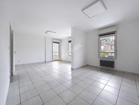 nantes sainte-thérèse / local commercial ou appartement 100m² / ascenseur / balcon / dpe e