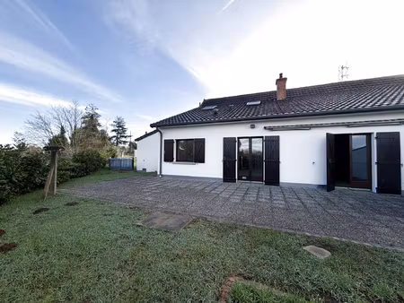 a louer arnage maison 3 chambres avec garage et jardin