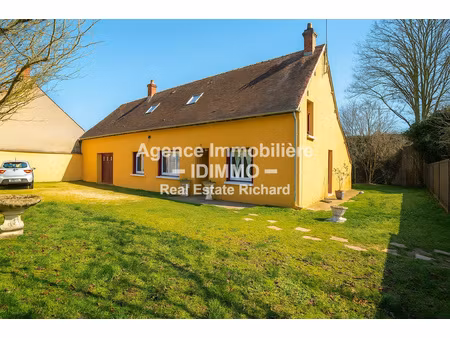 maison a vendre entièrement rénovée 4 chambres aucun tra