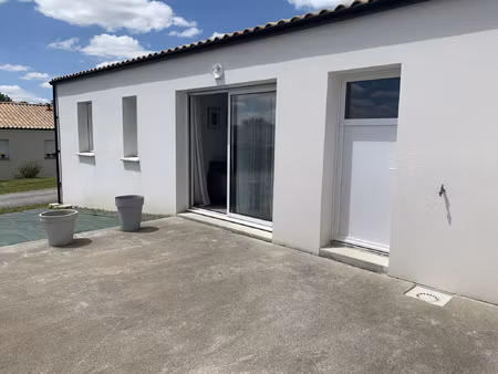 à louer : maison neuve à sèvremont (les chatelliers-château