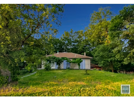 maison leojac 5 pièce(s) 100 m2