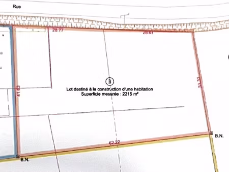terrain à bâtir de 2.215 m2