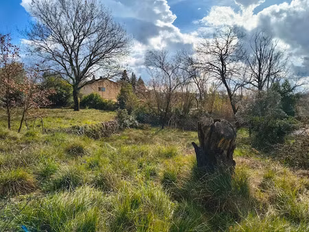 vente terrain 1557 m² à cotignac (83570)  140 000 €