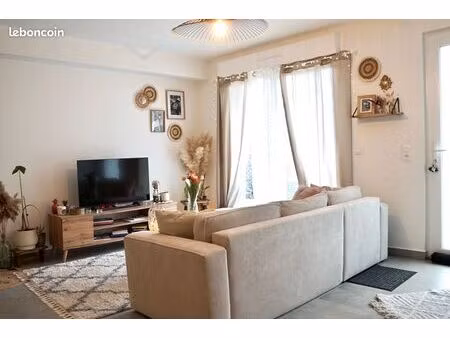 ? à louer – 2 pièces · 82 m² · terrasse · creutzwald (57 300)