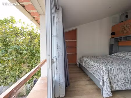 studio neuf centre village