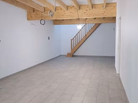 a louer - maison de village mitoyenne