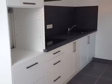 appartement 2 pièces 74 m²