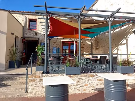 vente locaux professionnels 285 m² à beaufou (85170)  268 000 €