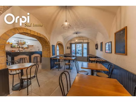 vente locaux professionnels 130 m² à chomérac (07210)  55 000 €