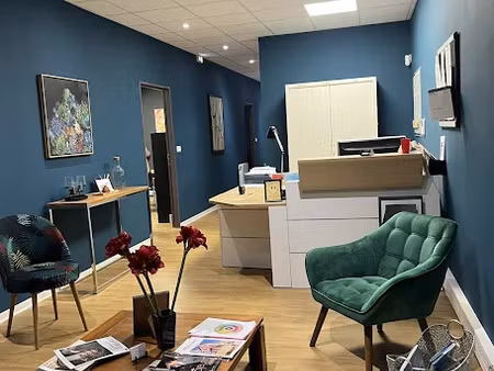 vente locaux professionnels 5 pièces 102 m² à le mesnil-esnard (76240)  299 000 €