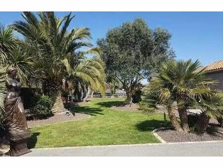 vente maison piscine à pornic (44210) : à vendre piscine / 268m² pornic