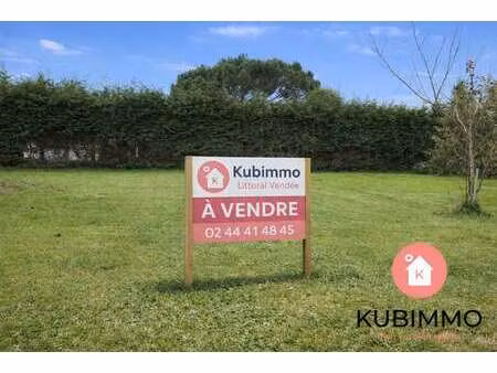 vente terrain à saint-hilaire-la-forêt (85440) : à vendre / 955m² saint-hilaire-la-forêt
