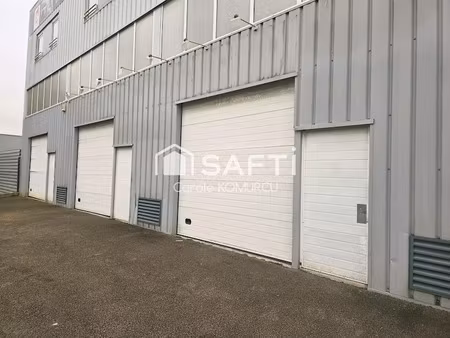 vente locaux professionnels 3 pièces 91 m² à acheres (78260)  227 000 €