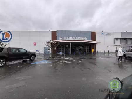 vente locaux professionnels 40 m² à royan (17200)  162 000 €