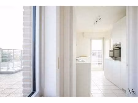 penthouse met terras van 110 m² en panoramische zichten –...