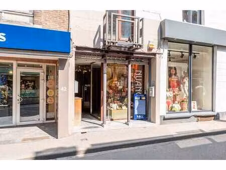 centre ville  commerce de +/- 90 m² avec belle terrasse