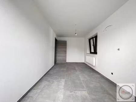 a louer – hall industriel aux hauts-sarts