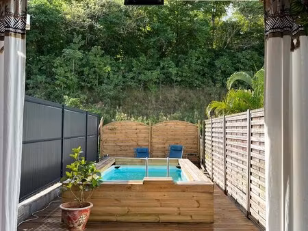 trois-ilets : maison jumelée t4 avec piscine