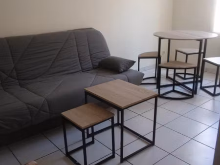 location appartement 2 pièces 27 m² à chatellerault (86100)  340 €