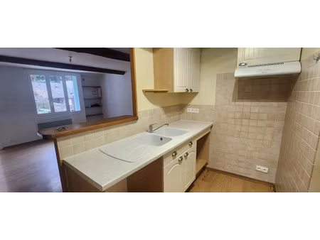 location appartement 2 pièces 50.25 m² à les mees (04190)  512 €