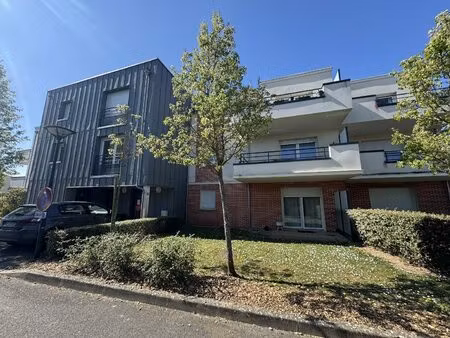 appartement olivet sud - t2 avec parking couvert